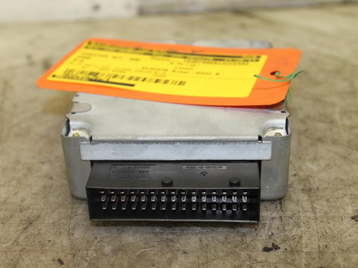 Gebruikte Computer Automatische Bak Saab 9-5 Estate (YS3E) 2.3t 16V Prijs € 100,00 Margeregeling aangeboden door Van Gils Automotive