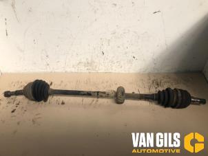 Gebruikte Homokineetas rechts-voor Opel Astra G (F70) 2.0 DI 16V Prijs € 74,99 Margeregeling aangeboden door Van Gils Automotive