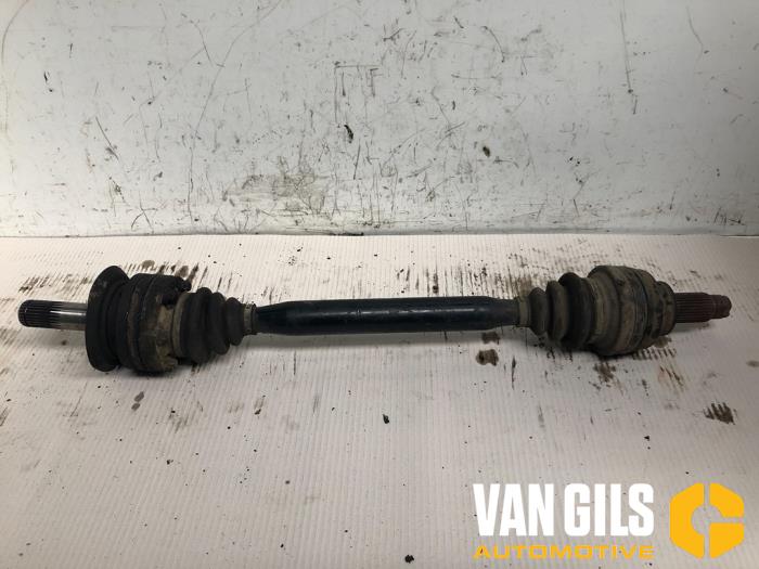 Gebruikte Aandrijfas rechts-achter BMW 5 serie (E39) 525 td Prijs € 49,00 Margeregeling aangeboden door Van Gils Automotive