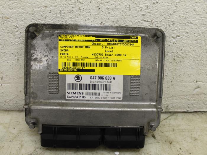 Steuergerät Motormanagement Skoda Fabia O90794