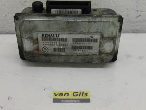 Gebruikte Computer Automatische Bak Renault Espace (JK) 3.0 dCi V6 24V Prijs € 100,00 Margeregeling aangeboden door Van Gils Automotive
