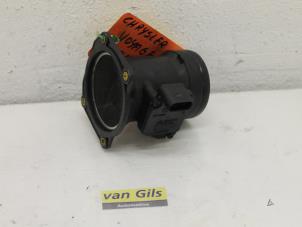 Gebruikte Luchtmassameter Chrysler Voyager/Grand Voyager (RG/RS) 2.5 CRD 16V Prijs € 60,00 Margeregeling aangeboden door Van Gils Automotive