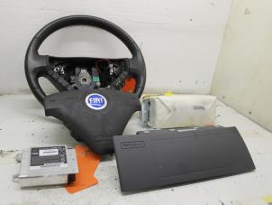 Gebruikte Airbag Set + Module Fiat Croma (194) 1.9 JTD Multijet 16V Prijs € 500,00 Margeregeling aangeboden door Van Gils Automotive