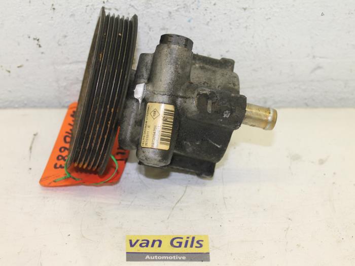 Gebruikte Servopomp Renault Espace (JK) 3.0 dCi V6 24V Prijs € 60,00 Margeregeling aangeboden door Van Gils Automotive