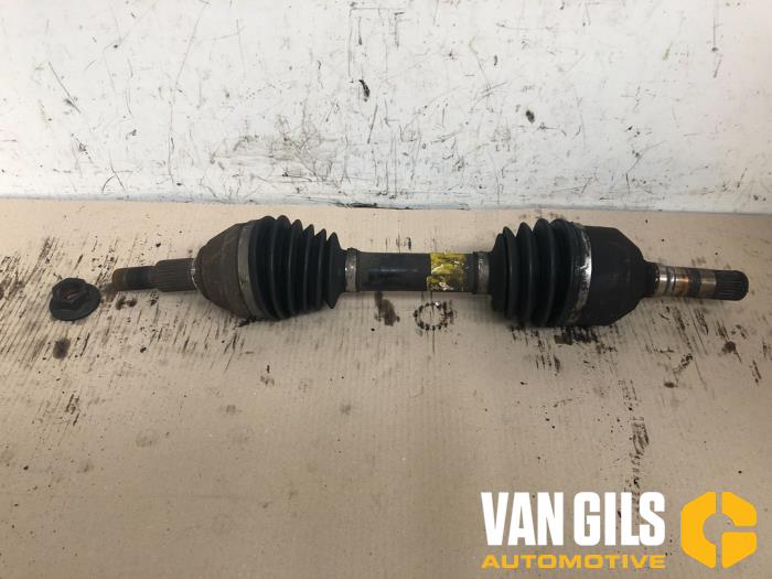 Gebruikte Steekas rechts-voor Saab 9-3 II Sport Sedan (YS3F) 2.2 TiD 16V Prijs € 74,99 Margeregeling aangeboden door Van Gils Automotive