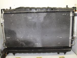 Gebruikte Koelvin Hyundai Trajet 2.0 16V Prijs € 65,00 Margeregeling aangeboden door Van Gils Automotive