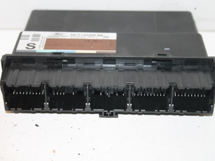 Gebruikte Computer Automatische Bak Ford Mondeo III Wagon 2.0 16V Prijs € 100,00 Margeregeling aangeboden door Van Gils Automotive