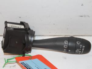 Gebruikte Ruitenwis Schakelaar Rover 75 Tourer 2.0 CDTi 16V Prijs € 30,00 Margeregeling aangeboden door Van Gils Automotive