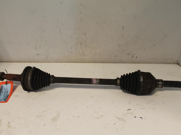 Gebruikte Aandrijfas links-achter Jaguar S-type (X200) 3.0 V6 24V Prijs € 74,99 Margeregeling aangeboden door Van Gils Automotive
