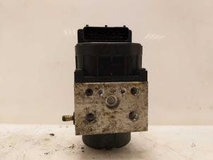 Gebruikte ABS Pomp Renault Scénic I (JA) 2.0 16V Prijs € 75,00 Margeregeling aangeboden door Van Gils Automotive