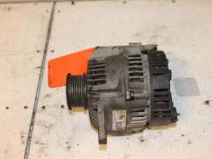 Gebruikte Dynamo Renault Master II (FD/HD) 1.9 dTi Prijs € 75,00 Margeregeling aangeboden door Van Gils Automotive