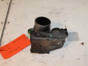 Gebruikte Gasklephuis Toyota Avensis Verso (M20) 2.0 D-4D 16V Prijs € 65,00 Margeregeling aangeboden door Van Gils Automotive