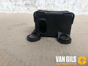 Gebruikte Esp Duo Sensor Opel Zafira (M75) 2.2 16V Direct Ecotec Prijs € 30,00 Margeregeling aangeboden door Van Gils Automotive