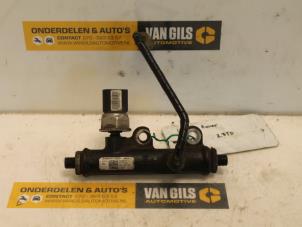 Gebruikte Injector brug Landrover Range Rover Sport (LS) 2.7 TDV6 24V Prijs € 50,00 Margeregeling aangeboden door Van Gils Automotive