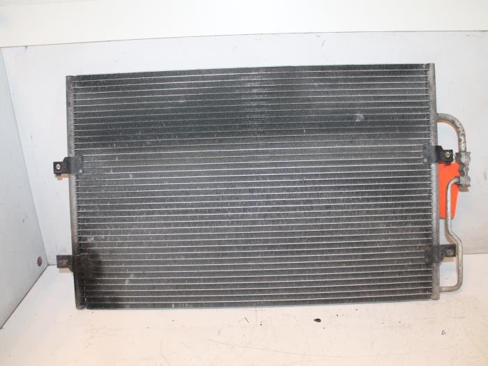 Gebruikte Airco Radiateur Peugeot Expert (222/224) 2.0 HDi 90 Prijs € 80,00 Margeregeling aangeboden door Van Gils Automotive