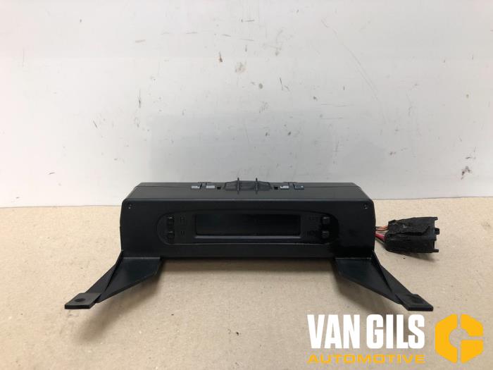 Gebruikte Display Interieur Suzuki Ignis (FH) Prijs € 35,00 Margeregeling aangeboden door Van Gils Automotive