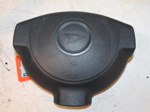 Gebruikte Airbag links (Stuur) Daihatsu Cuore (L251/271/276) 1.0 12V DVVT Prijs € 75,00 Margeregeling aangeboden door Van Gils Automotive