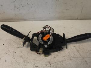 Gebruikte Combischakelaar Stuurkolom Renault Kangoo Express (FC) 1.5 dCi 60 Prijs € 50,00 Margeregeling aangeboden door Van Gils Automotive