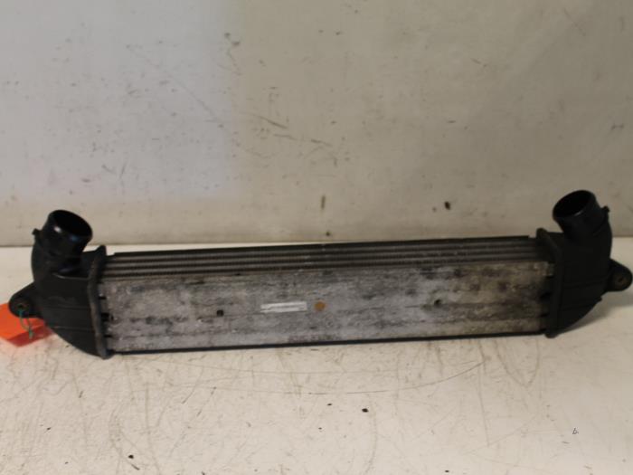 Gebruikte Intercooler Fiat Doblo (223A/119) 1.9 JTD Prijs € 60,00 Margeregeling aangeboden door Van Gils Automotive