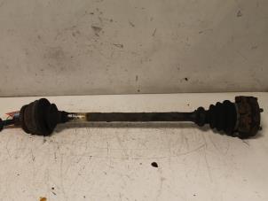 Gebruikte Steekas rechts-achter Audi A6 Avant Quattro (C5) 2.5 TDI V6 24V Prijs € 74,99 Margeregeling aangeboden door Van Gils Automotive