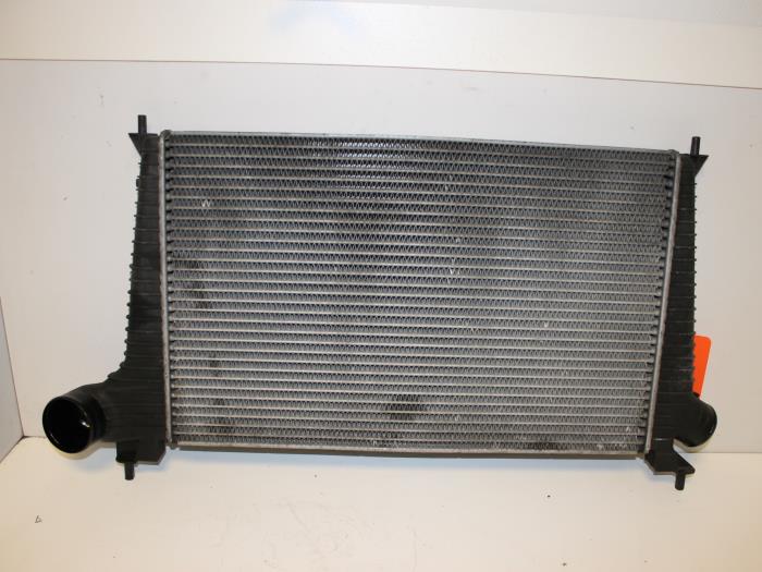 Gebruikte Intercooler Saab 9-5 (YS3E) 3.0 t V6 24V Prijs € 60,00 Margeregeling aangeboden door Van Gils Automotive
