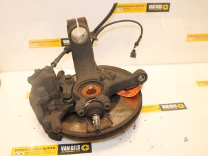 Gebruikte Fusee rechts-voor Seat Alhambra (7V8/9) 1.9 TDI 110 Prijs € 65,00 Margeregeling aangeboden door Van Gils Automotive