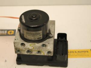 Gebruikte ABS Pomp Ford Focus 1 1.8 TDCi 115 Prijs € 75,00 Margeregeling aangeboden door Van Gils Automotive