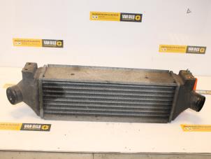 Gebruikte Intercooler Ford Transit 2.4 TDdi 16V Prijs € 60,00 Margeregeling aangeboden door Van Gils Automotive