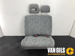 Gebruikte Bank rechts-voor Mitsubishi L-400 2.5 TD Prijs € 110,00 Margeregeling aangeboden door Van Gils Automotive