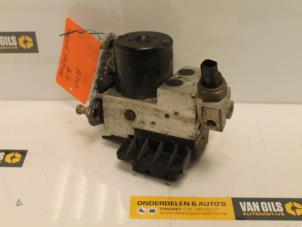 Gebruikte ABS Pomp Mercedes A (W168) 1.6 A-160 Prijs € 75,00 Margeregeling aangeboden door Van Gils Automotive