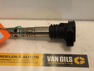 Gebruikte Bobine Volkswagen Passat (3B3) 2.0 20V Prijs € 30,00 Margeregeling aangeboden door Van Gils Automotive