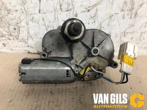Gebruikte Motor Ruitenwisser achter Renault Clio II (BB/CB) 1.6 Autom. Prijs € 40,00 Margeregeling aangeboden door Van Gils Automotive