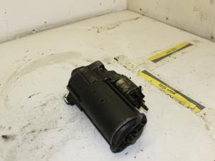 Gebruikte Startmotor Renault Scénic I (JA) 2.0 16V Prijs € 65,00 Margeregeling aangeboden door Van Gils Automotive