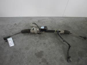 Gebruikte Stuurhuis Mazda Demio (DW) 1.5 16V Prijs € 115,00 Margeregeling aangeboden door Van Gils Automotive