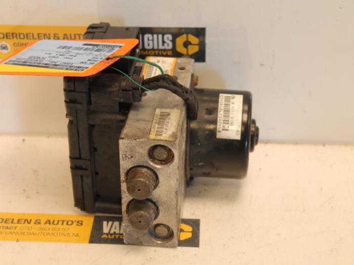 Gebruikte ABS Pomp Jaguar S-type (X200) 3.0 V6 24V Prijs € 25,00 Margeregeling aangeboden door Van Gils Automotive