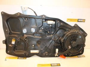 Gebruikte Ruitmechaniek 2Deurs links-voor Mazda RX-8 (SE17) HP M6 Prijs € 50,00 Margeregeling aangeboden door Van Gils Automotive
