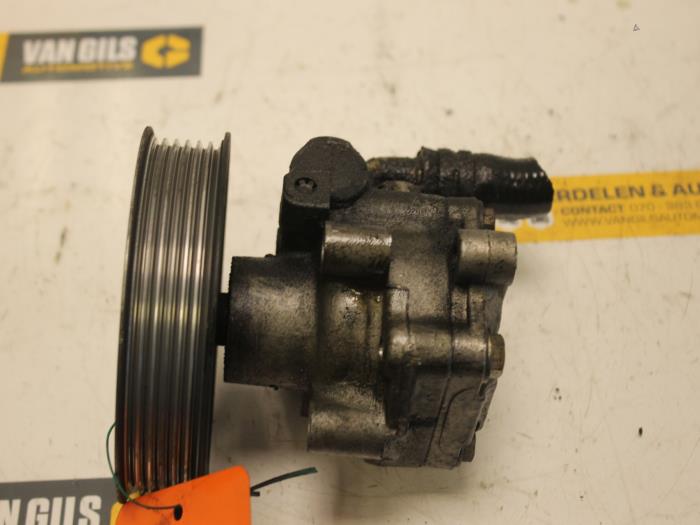 Gebruikte Servopomp Volkswagen Golf IV (1J1) 1.9 TDI 110 Prijs € 60,00 Margeregeling aangeboden door Van Gils Automotive