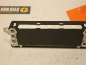 Gebruikte Display Interieur Peugeot Partner (GC/GF/GG/GJ/GK) 1.6 HDI 75 16V Prijs € 30,00 Margeregeling aangeboden door Van Gils Automotive