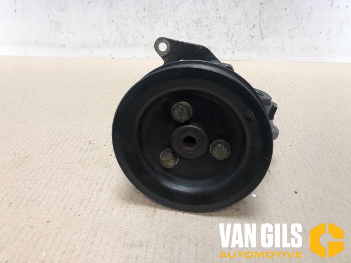 Gebruikte Servopomp BMW 5 serie (E39) 525 tds Prijs € 60,00 Margeregeling aangeboden door Van Gils Automotive