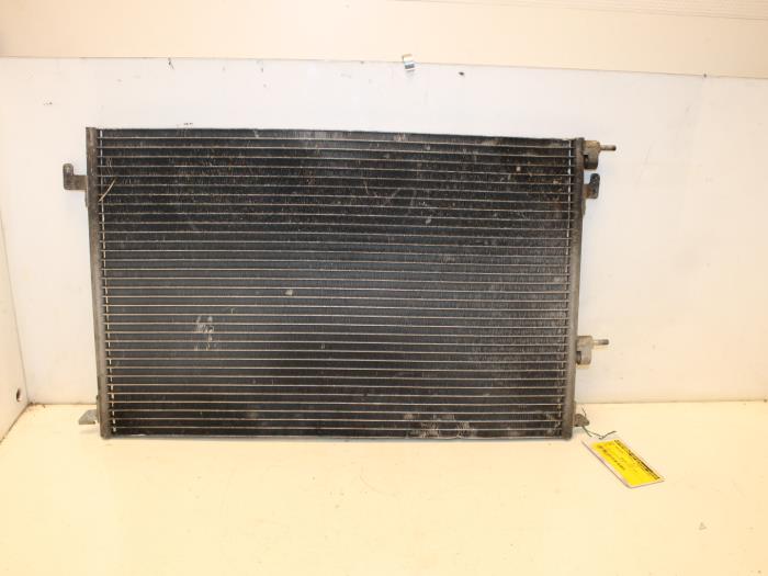 Gebruikte Radiateur Airco Saab 9-3 II Sport Sedan (YS3F) 1.9 TiD 16V Prijs € 80,00 Margeregeling aangeboden door Van Gils Automotive