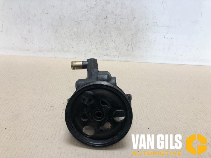 Gebruikte Pomp Servo Ford Ka I 1.3i Prijs € 60,00 Margeregeling aangeboden door Van Gils Automotive