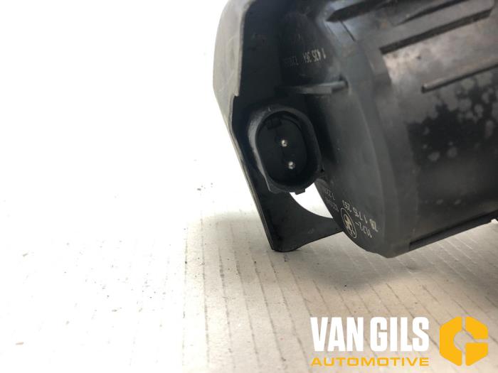 Pullairpomp van een BMW 3 serie (E46/2C) 320 Ci 24V 2002