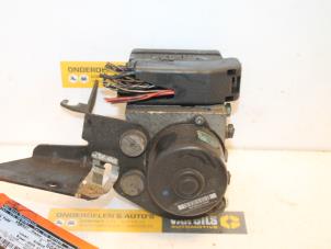 Gebruikte ABS Pomp Ford Focus 1 1.8 TDCi 115 Prijs € 75,00 Margeregeling aangeboden door Van Gils Automotive