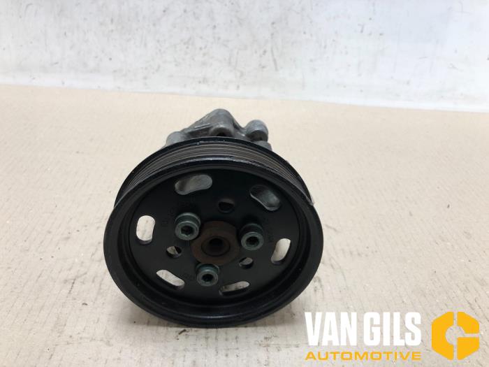 Gebruikte Stuurpomp Audi A3 (8L1) 1.8 20V Turbo Prijs € 60,00 Margeregeling aangeboden door Van Gils Automotive