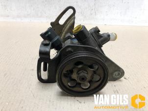 Gebruikte Servopomp Daihatsu Gran Move 1.6 16V Prijs € 60,00 Margeregeling aangeboden door Van Gils Automotive