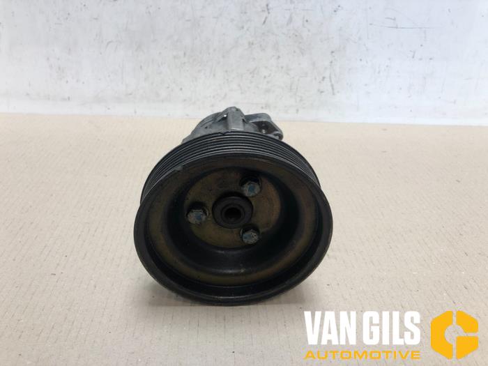 Gebruikte Pomp Servo Alfa Romeo 166 2.0 Twin Spark 16V Prijs € 60,00 Margeregeling aangeboden door Van Gils Automotive