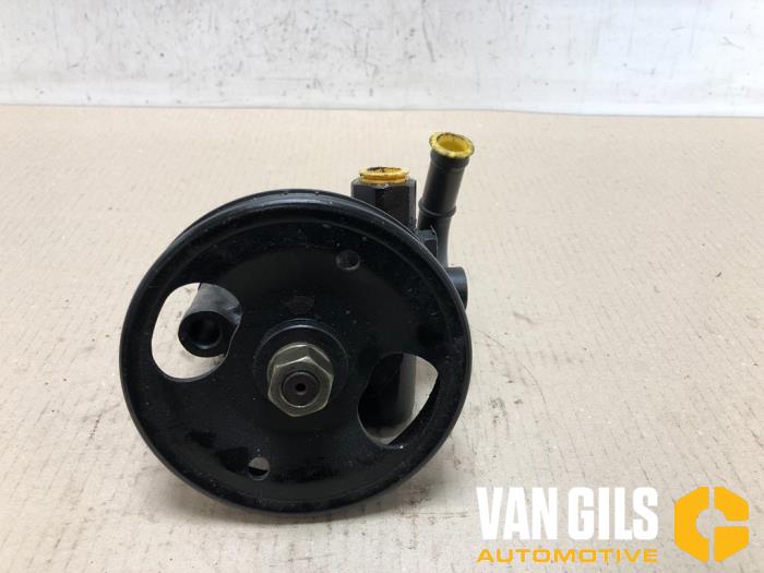 Gebruikte Servopomp Nissan Almera (N15) 1.4 GX 16V Prijs € 60,00 Margeregeling aangeboden door Van Gils Automotive