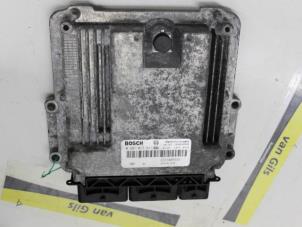 Gebruikte Computer Motormanagement Renault Master III (MA/MB/MC/MD/MH/MF/MG/MH) 2.3 dCi 16V Prijs € 399,00 Margeregeling aangeboden door Van Gils Automotive