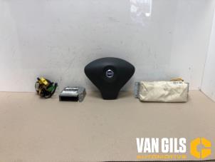 Gebruikte Module + Airbag Set Fiat Stilo (192A/B) 2.4 20V Abarth 3-Drs. Prijs € 450,00 Margeregeling aangeboden door Van Gils Automotive
