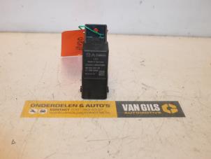 Gebruikte Gloeirelais Ford Focus 3 Wagon 1.5 TDCi Prijs € 30,00 Margeregeling aangeboden door Van Gils Automotive